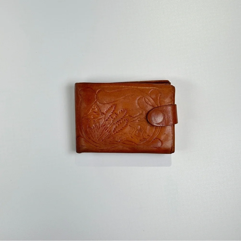 Justin Boots Tan Embossed Leather Card Holder